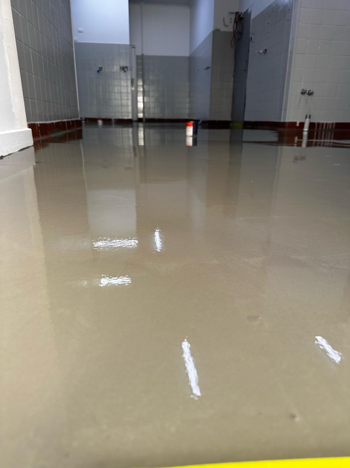 Gallery image 4 - /SA Regional Line Marking/Flake floor and grinding/flake_floor_and_grinding_2037.jpeg