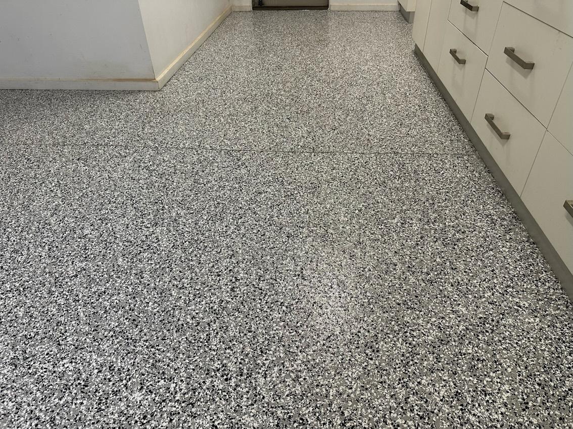 Gallery image 13 - /SA Regional Line Marking/Flake floor and grinding/flake_floor_and_grinding_9033.jpeg