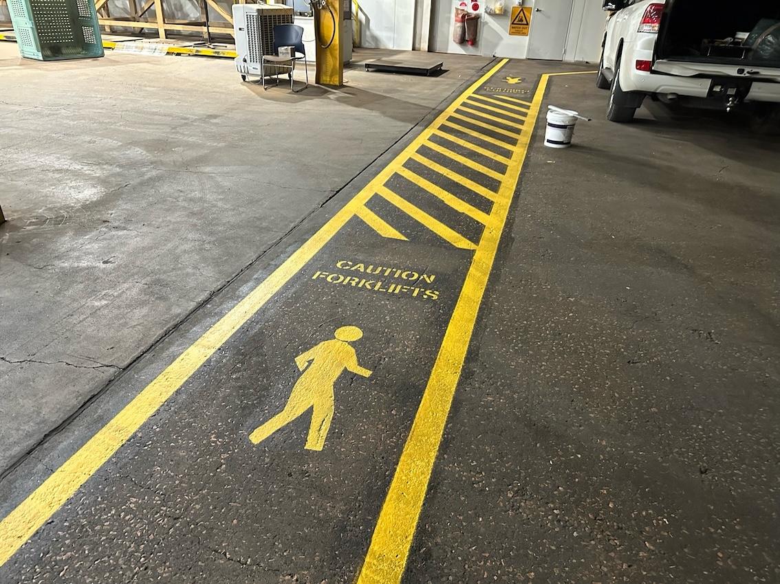 Gallery image 4 - /SA Regional Line Marking/Line Marking/line_marking_3564.jpeg