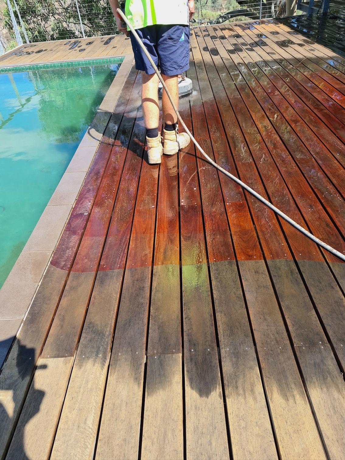 Gallery image 9 - /SA Regional Line Marking/Pressure Washing/pressure_washing_22372.jpeg