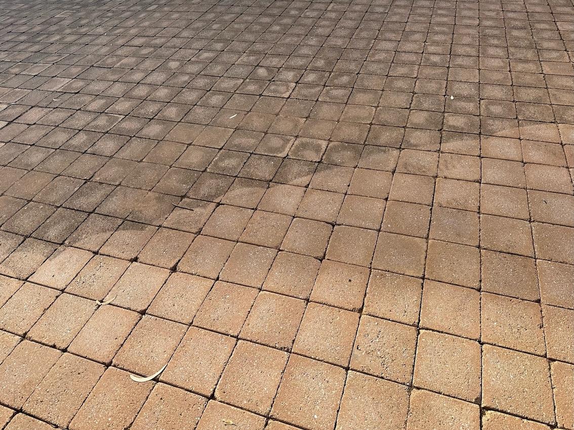 Gallery image 4 - /SA Regional Line Marking/Pressure Washing/pressure_washing_4455.jpeg