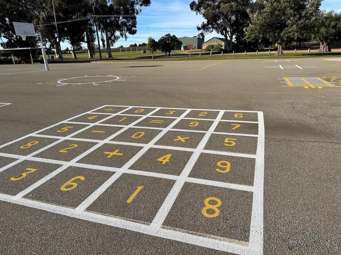 Gallery image 4 - /SA Regional Line Marking/Sporting Courts and Games/line_marking_5231.jpeg